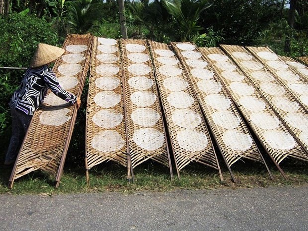 La aldea artesanal de papel de arroz Tuy Loan.