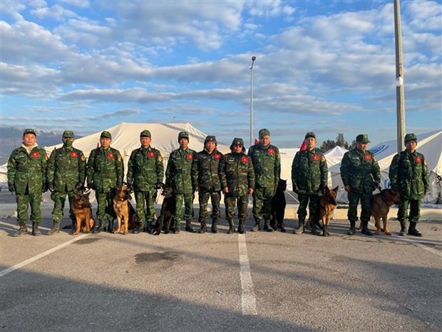 El equipo de perros rastreadores del del Ejército Popular de Vietnam (Fotografía: VNA)