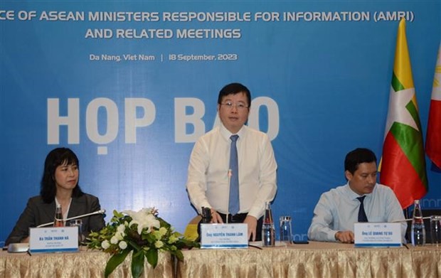 El viceministro del Ministerio de Información y Comunicación de Vietnam Nguyen Thanh Lam. (Fotografía: VNA)