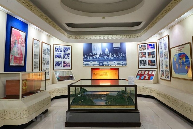 El Museo Nacional de Historia se ubica en el primer lugar en el sistema de museos de historia y sociedad de Vietnam, y tiene la función de servir a la investigación científica, excavación arqueológica, recolección, preservación y exhibición de documentos y artefactos sobre la historia de Vietnam. (Fotografía: Vietnam+) 