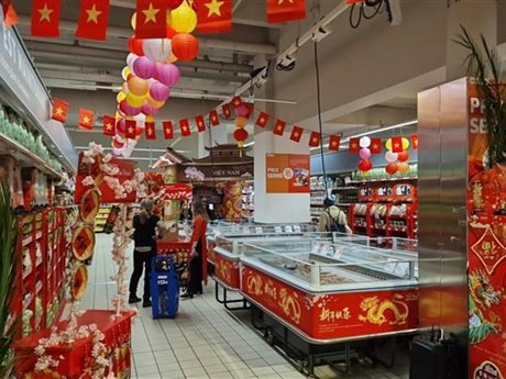 Presentan productos más conocidos de Vietnam en supermercados franceses (Fotografía: VNA)