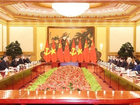 El secretario general del Partido Comunista de Vietnam, Nguyen Phu Trong, se reunió con el secretario general del Partido y presidente de China, Xi Jinping, en la visita a China del 30 de octubre al 1 de noviembre de 2022 (Fotografía: VNA)