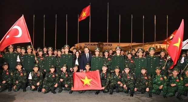 Militares vietnamitas participantes en las actividades humanitarias en Turquía (Fuente: QPVN)