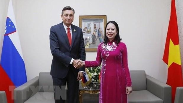 La vicepresidenta de Vietnam, Vo Thi Anh Xuan, y el presidente esloveno, Borut Pahor. (Fotografía: VNA)