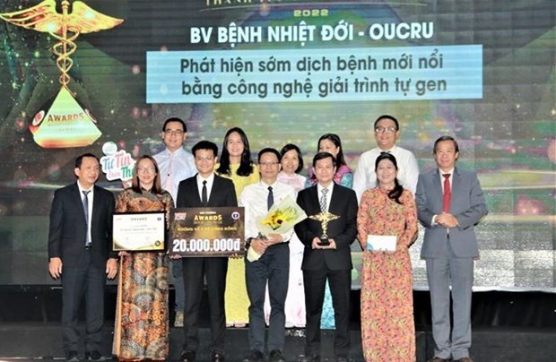 El Hopsital de Enfermedades Tropicales recibe el premio "Logros sanitarios de Vietnam". (Fotografía: VNA)