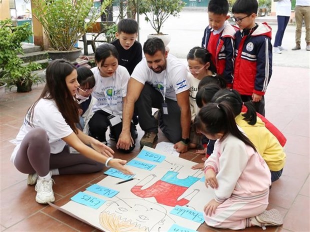 El Partido y el Estado vietnamitas siempre se empeñan en garantizar el desarrollo integral de los niños. (Fotografía: VNA)