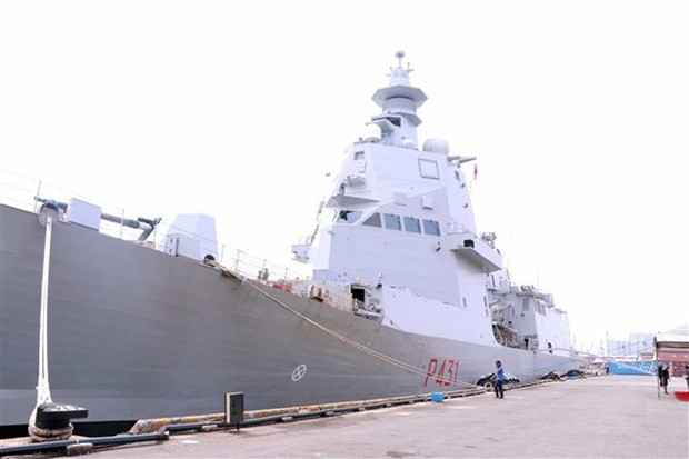 Patrullero de Italia ITS Morosini en el puerto de Ciudad Ho Chi Minh. (Fotografía: VNA)