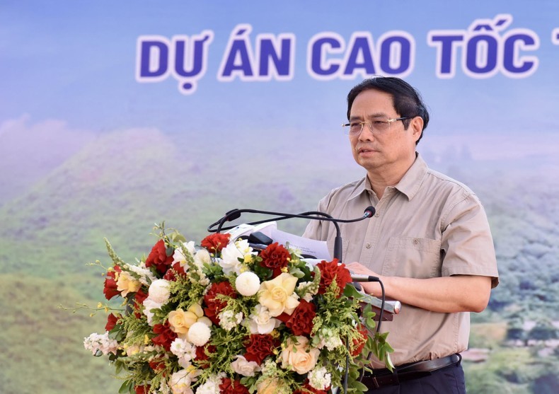 El primer ministro de Vietnam, Pham Minh Chinh, interviene en el evento. (Fotografía: Nhan Dan)