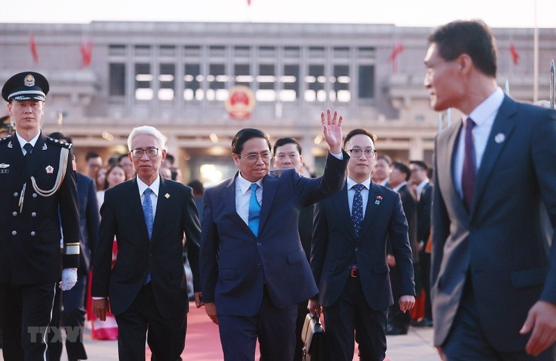 El premier vietnamita Pham Minh Chinh concluye con éxito una visita oficial a China. (Fotografía: VNA)