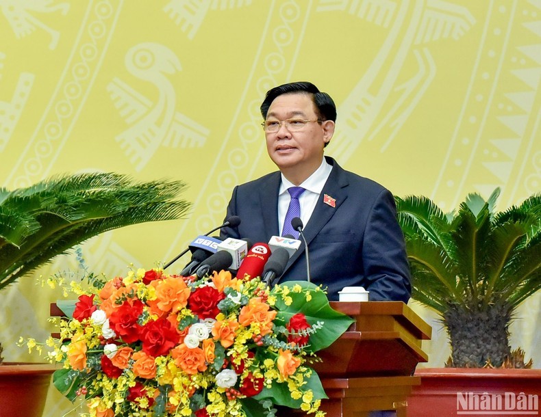 El presidente de la Asamblea Nacional de Vietnam, Vuong Dinh Hue, interviene en la cita. (Fotografía: Nhan Dan)