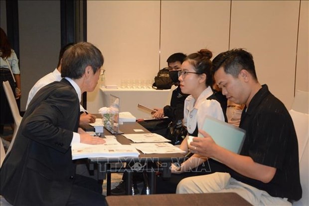 El festival del trabajo ayuda a las empresas japonesas a contratar trabajadores en Da Nang. (Fotografía: VNA)