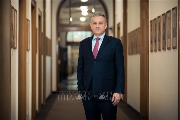 El ministro checo de Industria y Comercio, Jozef Sikela. (Fotografía: VNA)