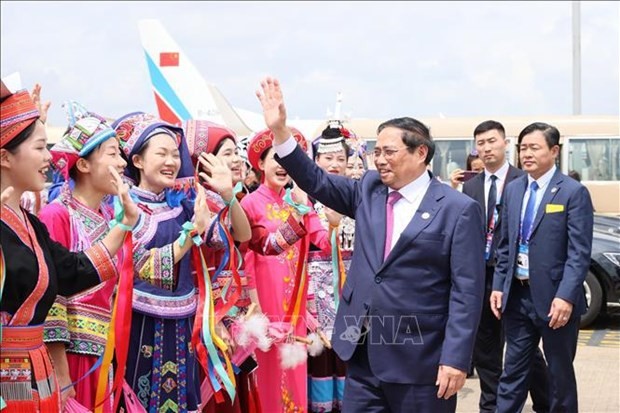 El primer ministro de Vietnam, Pham Minh Chinh, concluye su participación en la Caexpo y la Cabis, en Nanning, de la Región Autónoma Zhuang de Guangxi. (Fotografía: VNA)