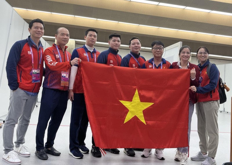 El 25 de septiembre, la delegación de Vietnam ganó la primera medalla de plata. (Fotografía: VNA)