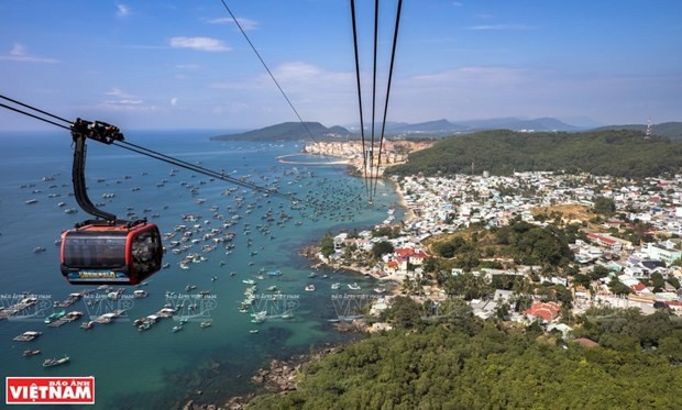 La ruta turística del teleférico de Hon Thom crea un punto culminante para atraer a visitantes a la isla de perla. (Fotografía: VNA)