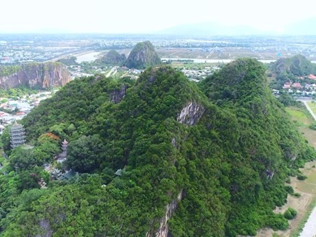 Da Nang promueve el valor cultural de montañas Ngu Hanh Son.