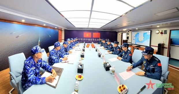 Guardacostas de Vietnam y China realizan patrullaje conjunto. (Fotografía: qdnd.vn)