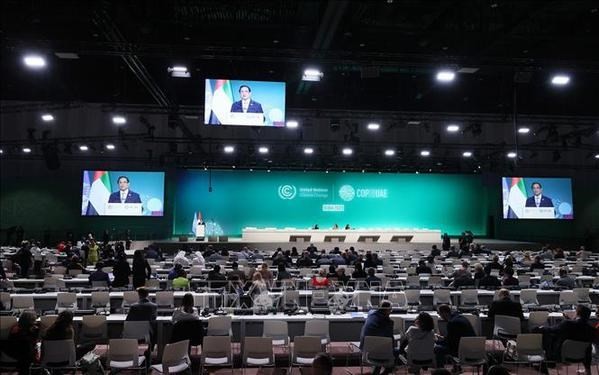 El premier Pham Minh Chinh en la 28 Conferencia de las Partes de la Convención Marco de las Naciones Unidas sobre el Cambio Climático, en Dubái. (Fotografía: VNA)