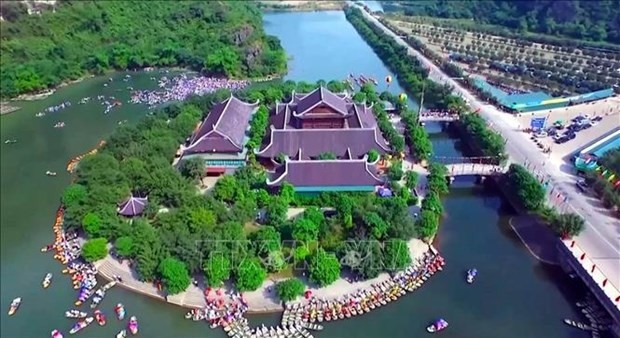 El Complejo Paisajístico de Trang An, en la provincia de Ninh Binh, reconocido por la Unesco como Patrimonio Cultural y Natural Mundial, único Patrimonio Mixto en el Sudeste Asiático hasta la fecha. (Fotografía: VNA)