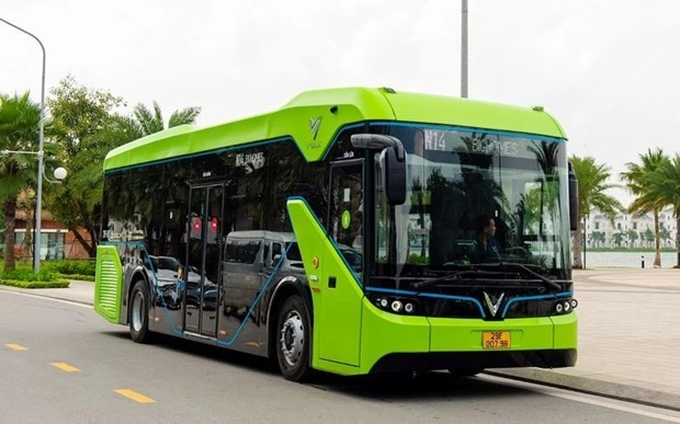 En 2025, un total de 68 líneas de autobús tradicionales en Hanói vencerán sus contratos. (Fotografía: Nhan Dan)