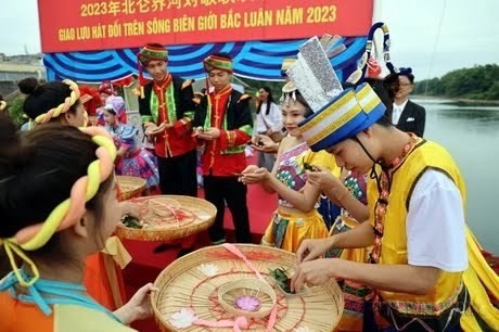 Promueven amistad tradicional entre Quang NInh y Dongxing. (Fotografía: VNA)