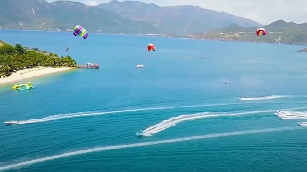 Imágenes del mar y las islas de Nha Trang en el vídeoclip "Nha Trang - Khanh Hoa: ¡Tocando tu corazón!".