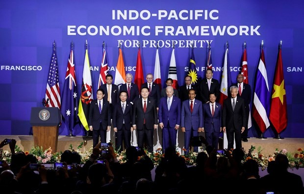 Líderes de 14 países miembros del IPEF en la reunión de APEC en San Francisco, Estados Unidos, noviembre de 2023. (Fotografía: VNA)