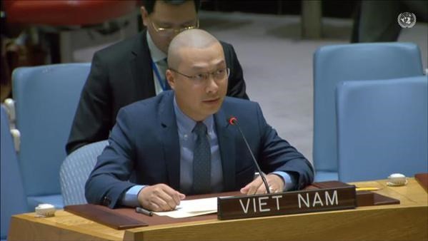 El encargado de negocios Nguyen Hoang Nguyen, subjefe de la misión de Vietnam ante las Naciones Unidas. (Fotografía: VNA)