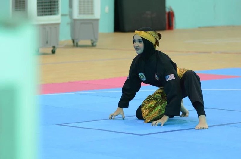 Una atleta malasia en una prueba de Pencak Silat en los XIII Juegos Escolares de la Asean en Da Nang el 3 de junio. (Fotografía: VNA)