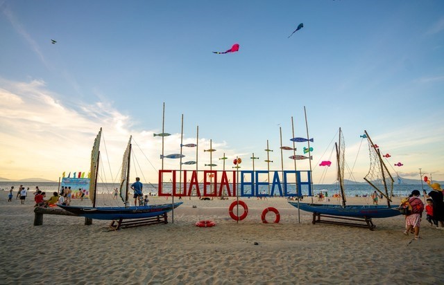 En la playa de Cua Dai, en Hoi An. (Fotografía: baovanhoa.vn)