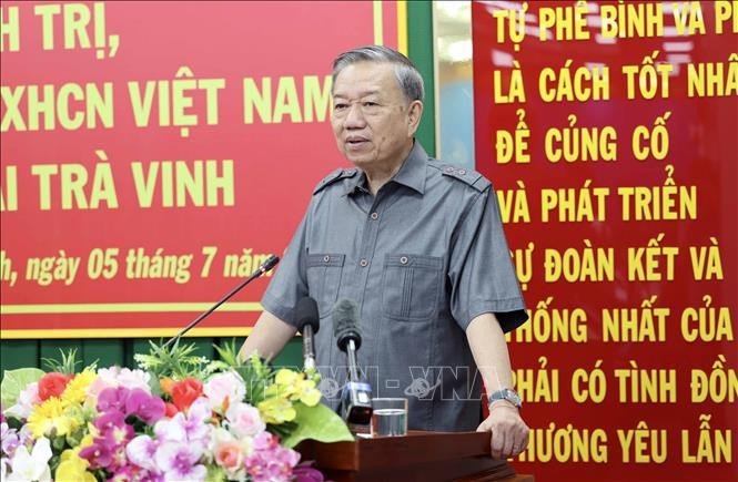 El presidente To Lam habla en la reunión. (Fotografía: VNA)