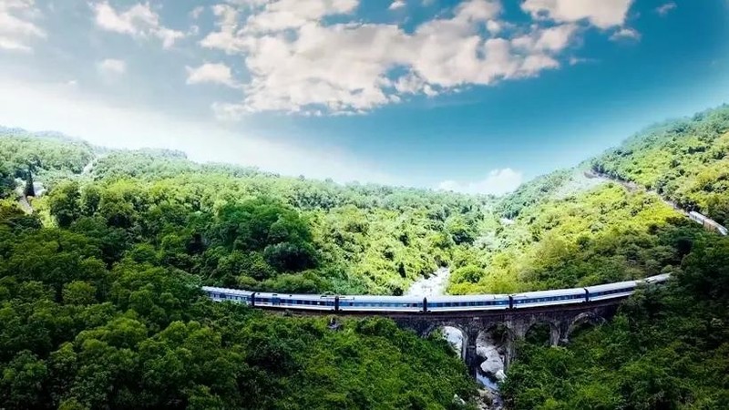 Los viajes en tren se están convirtiendo en una nueva tendencia de viajes de turistas nacionales y extranjeros. (Fotografía: TITC)