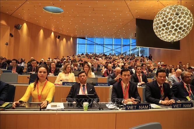 La delegación vietnamita encabezada por el viceministro de Ciencia y Tecnología Bui The Duy participa en la 65 serie de reuniones de las Asambleas de los Estados miembros de la OMPI. (Fotografía: VNA)