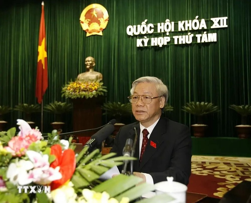 El secretario general del PCV, Nguyen Phu Trong, pronuncia un discurso en la clausura del octavo período de sesiones de la Asamblea Nacional de la XII legislatura. (Fotografía: VNA)