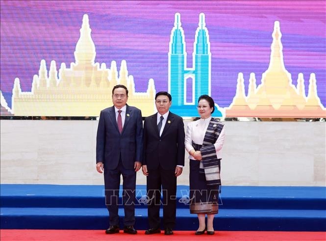 El presidente de la Asamblea Nacional de Vietnam, Tran Thanh Man, participa en el evento. (Fotografía: VNA)