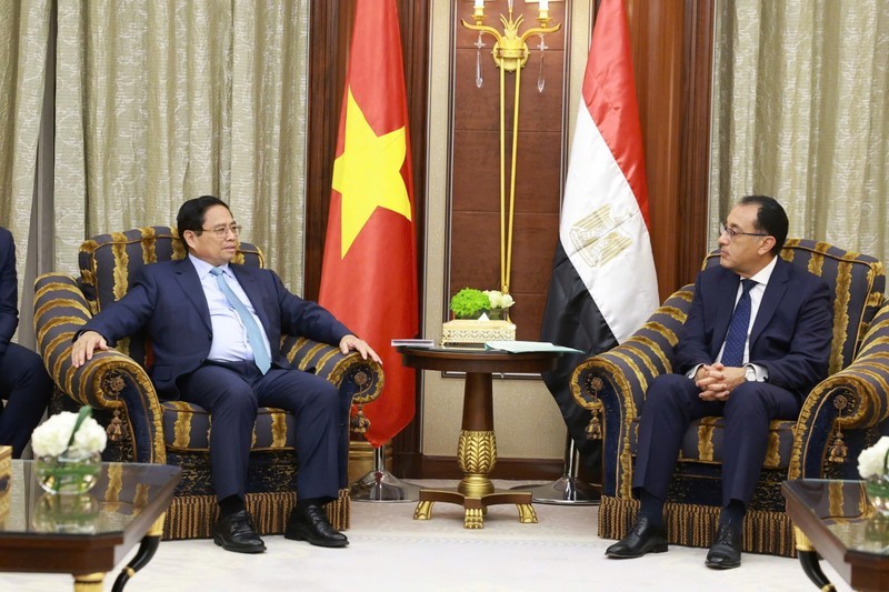 El primer ministro de Vietnam, Pham Minh Chinh, se reúne con su homólogo egipcio, Mostafa Madbouly. (Fotografía: VNA)