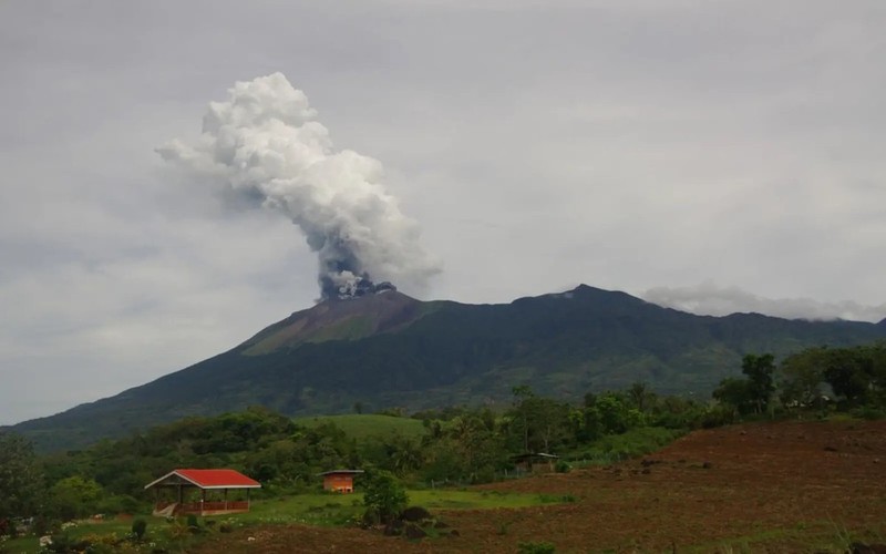 El volcán Kanlaon. (Foto de archivo: AFP)