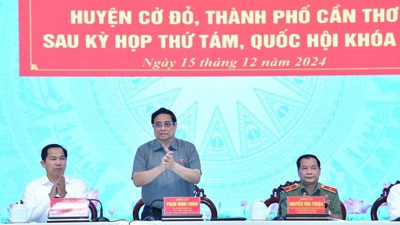 El primer ministro Pham Minh Chinh habla en el evento. (Fotografía: VNA)