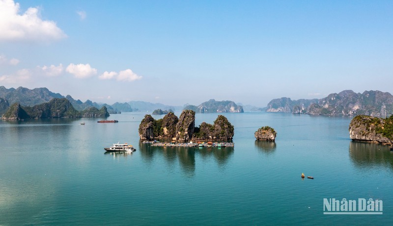 Vista de la bahía de Ha Long. (Fotografía: Nhan Dan) 