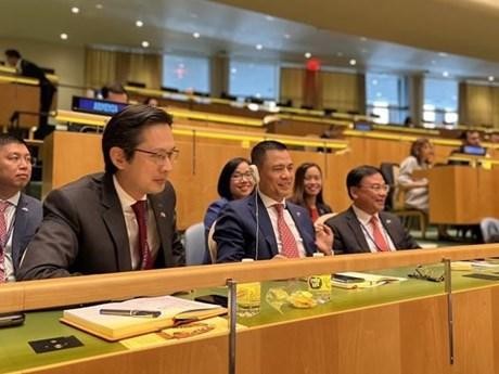 La delegación vietnamita asistió a la reunión para votar y anunciar los resultados de votación a miembros del Consejo de Derechos Humanos de las Naciones Unidas. (Fotografía: VNA)