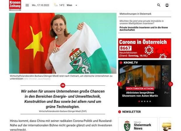 El periódico austriaco Kronen Zeitung publicó el artículo sobre la visita de la delegación empresarial austriaca. (Fotografía: VNA)