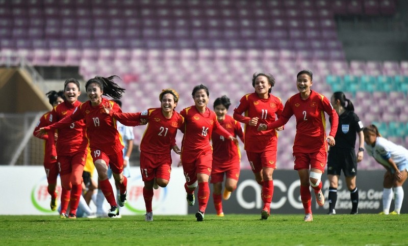 Honran a selección vietnamita de fútbol femenino por logros históricos. (Fotografía: VNA)