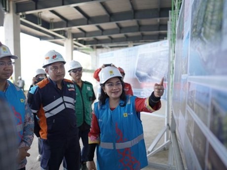 Indonesia prepara estaciones de carga de vehículos eléctricos para Cumbre de Asean. (Fotografía: VNA)