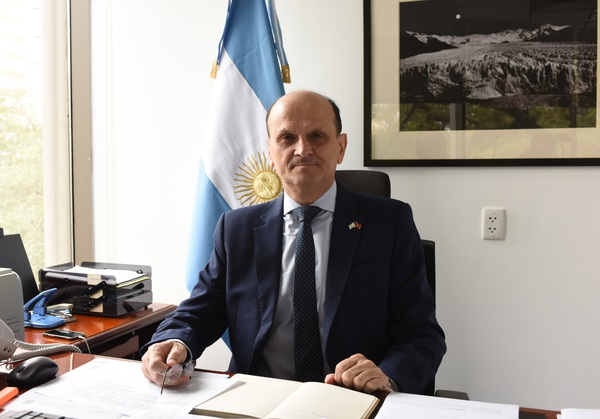 El embajador de Buenos Aires en Hanói, Luis Pablo María Beltramino. (Fotografía: VNA)