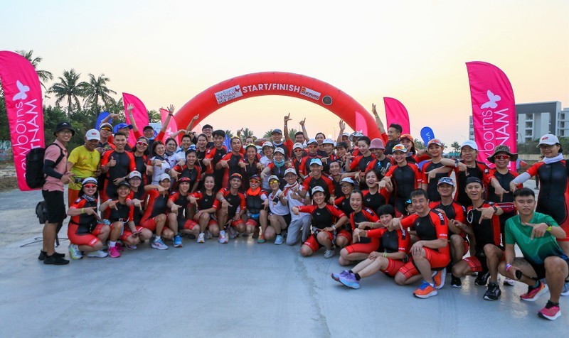 Efectúan en Da Nang torneo deportivo VinFast Ironman.