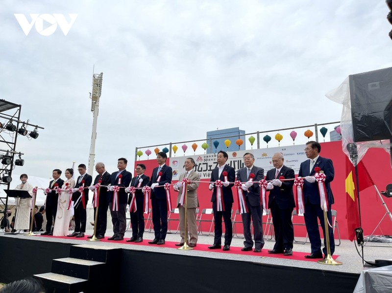 En la inauguración del Festival de Vietnam 2023. (Fotografía: VOV)