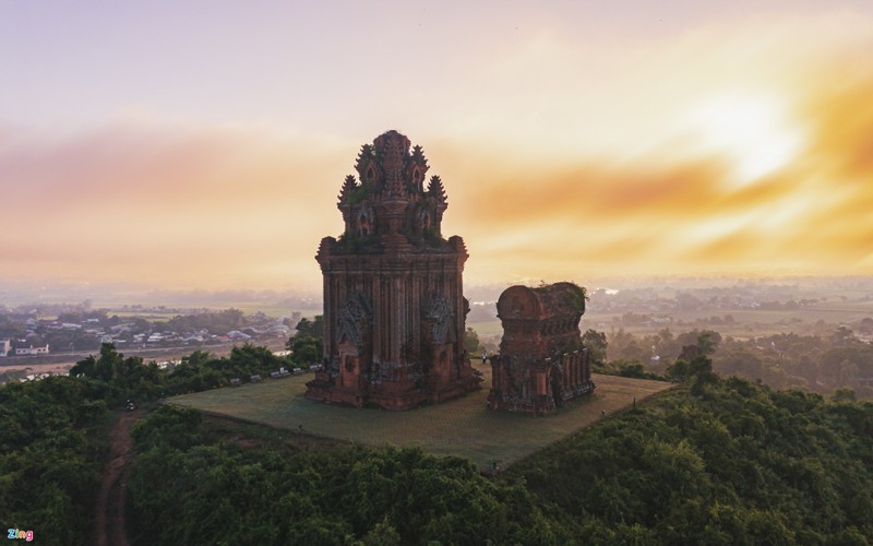 La torre Banh It.