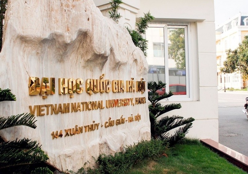 La Universidad Nacional de Hanói.