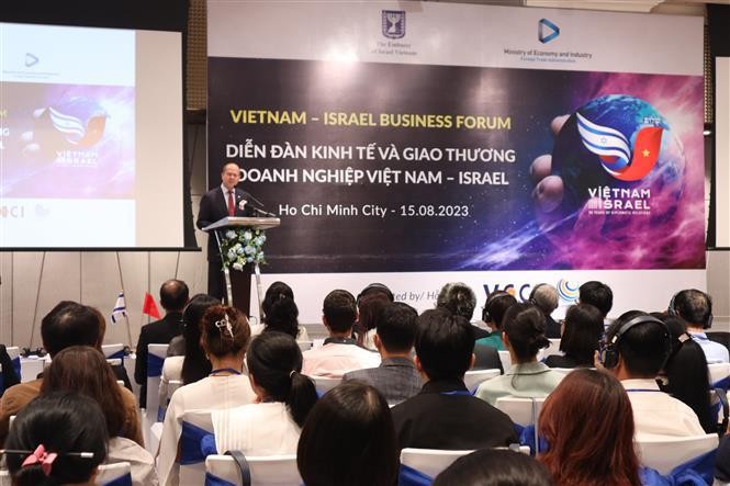 En el Foro Empresarial y Comercial Vietnam - Israel. (Fotografía: VNA)