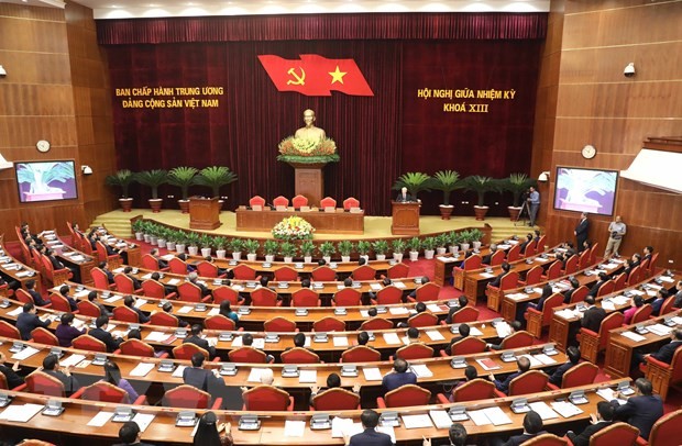 Una reunión del Comité Central del Partido Comunista del XIII mandato. (Fotografía: VNA)